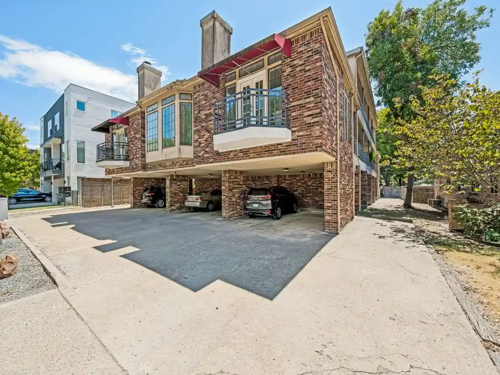Listing Photo 1 - Condo for sale in 6248 Oram St located at 6248 Oram St, Dallas, TX 75214 - Unit 6248 Oram St