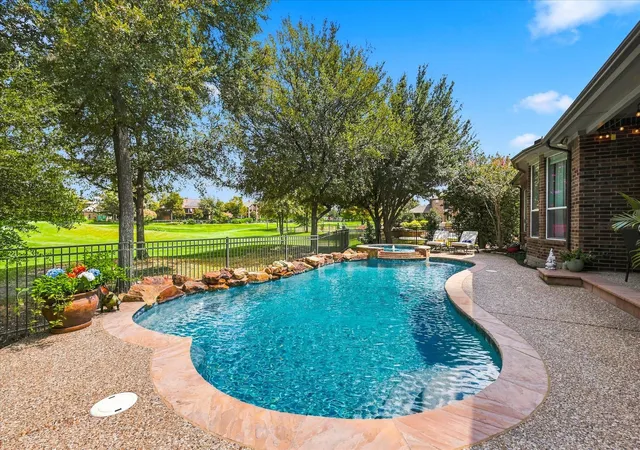 Photo 4 of Single family home for sale at 9355 Blanco Dr, Lantana, TX 76226 | MLS# 21374582 | Listing updated on 2026-09-13
