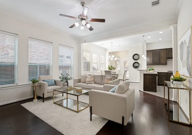 Photo 1 of Single family home for sale at 1046 Lone Ivory Trl, Arlington, TX 76005 | MLS# 21377044 | Listing updated on 2026-10-06