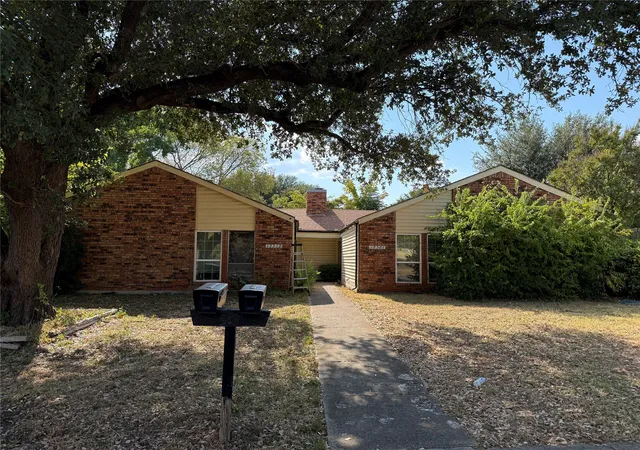 Photo 1 of Sale Pending at 12517 Hornbeam Dr, Dallas, TX 75243 | MLS# 21378183 | Listing updated on 2026-09-09