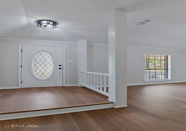 Photo 3 of Single family home for sale at 9852 Deepwoods Dr, Shreveport, LA 71118 | MLS# 21378653 | Listing updated on 2026-09-13