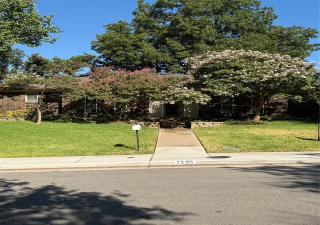 Photo 1 of Single family home for sale at 7135 Cosgrove Dr, Dallas, TX 75231 | MLS# 21378637 | Listing updated on 2026-09-10