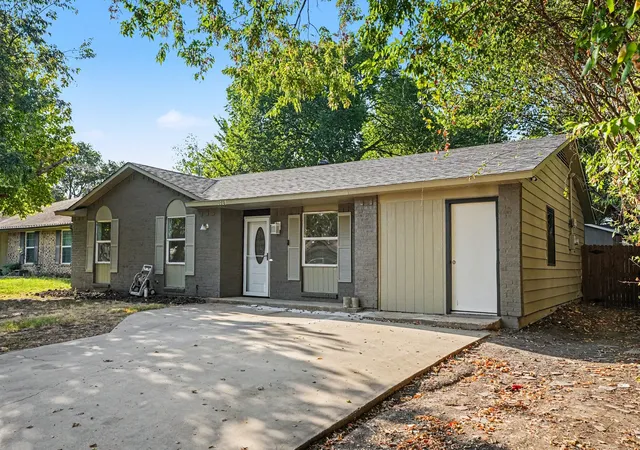 Photo 2 of Single family home for sale at 2429 February Ln, Grand Prairie, TX 75050 | MLS# 21378220 | Listing updated on 2026-09-11