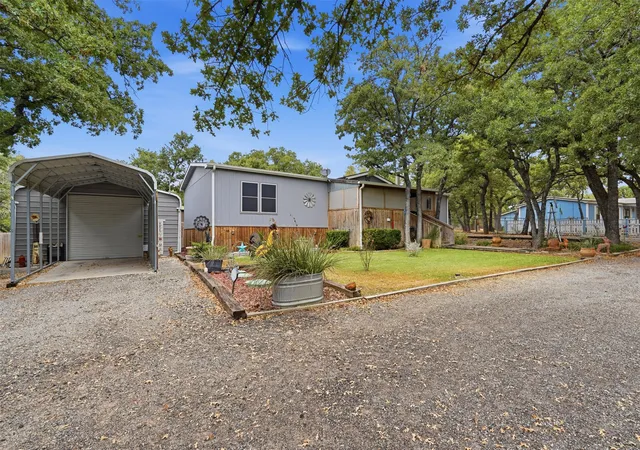 Photo 2 of Manufactured home for sale at 3717 Woodview Dr, Joshua, TX 76058 | MLS# 21372800 | Listing updated on 2026-09-11