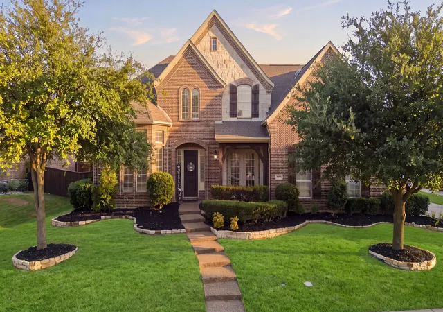 Photo 1 of Single family home for sale at 1001 Bristlewood Dr, Mc Kinney, TX 75072 | MLS# 21378793 | Listing updated on 2026-09-12