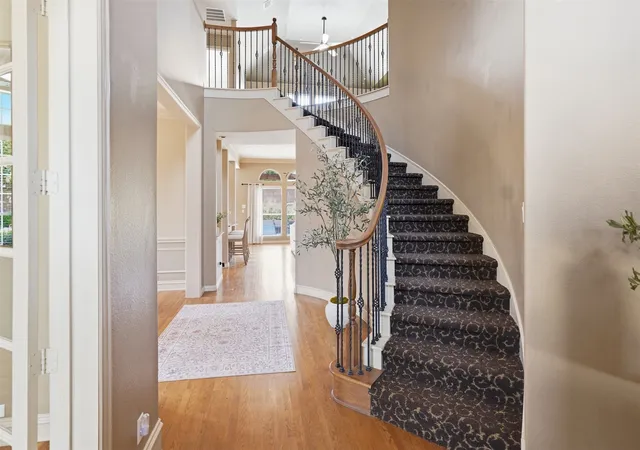 Photo 2 of Single family home for sale at 1001 Bristlewood Dr, Mc Kinney, TX 75072 | MLS# 21378793 | Listing updated on 2026-09-12