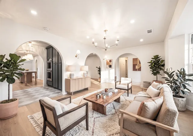 Photo 3 of Single family home for sale at 846 Creekridge Dr, Dallas, TX 75218 | MLS# 21375817 | Listing updated on 2026-09-13