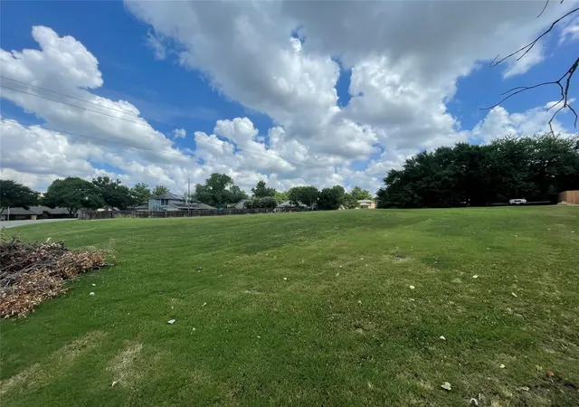 Photo 4 of Land for sale at 2903 Meadows Ln, Sherman, TX 75092 | MLS# 21376451 | Listing updated on 2026-09-09