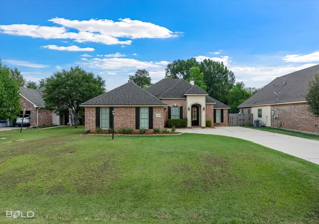 Photo 3 of Sale Pending at 4424 Ellis Ct, Benton, LA 71006 | MLS# 21378838 | Listing updated on 2026-09-11
