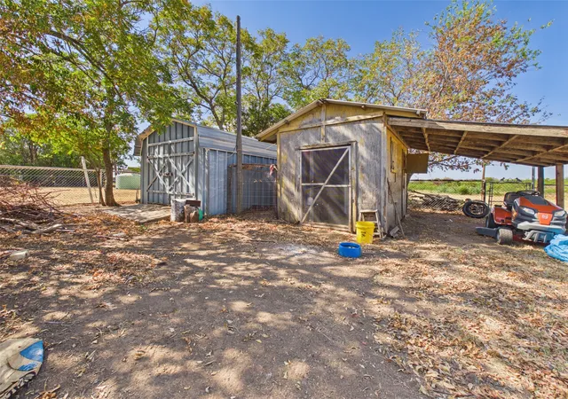 Photo 37 of Single family home for sale at 711 West Ave, Electra, TX 76360 | MLS# 21378894 | Listing updated on 2026-09-23