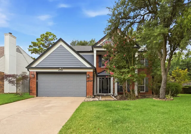Photo 2 of Single family home for sale at 4708 Glenbrook Dr, Grapevine, TX 76051 | MLS# 21378780 | Listing updated on 2026-10-04