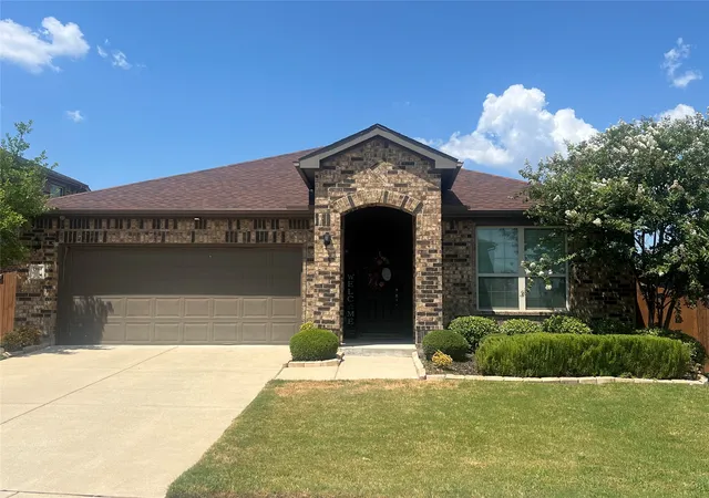 Photo 1 of Single family home for sale at 2914 Rosemount Ln, Forney, TX 75126 | MLS# 21377929 | Listing updated on 2026-09-18
