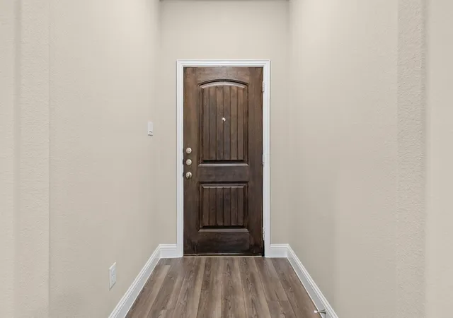 Photo 4 of Sale Pending at 1402 Warringwood Dr, Greenville, TX 75402 | MLS# 21378925 | Listing updated on 2026-09-21