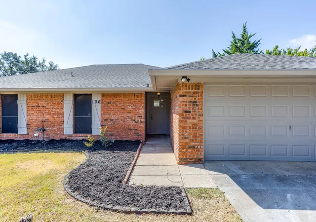 Photo 3 of Sale Pending at 106 Sidney Dr, Glenn Heights, TX 75154 | MLS# 21378927 | Listing updated on 2026-09-20