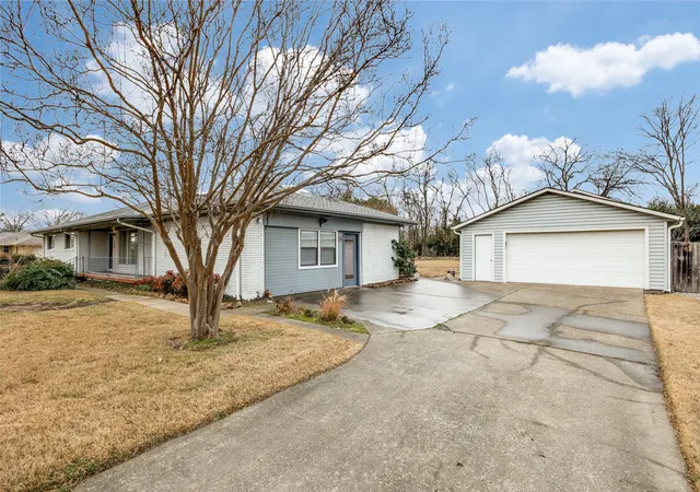 Photo 4 of Single family home for sale at 606 Keith Dr, Allen, TX 75002 | MLS# 21378958 | Listing updated on 2026-09-12