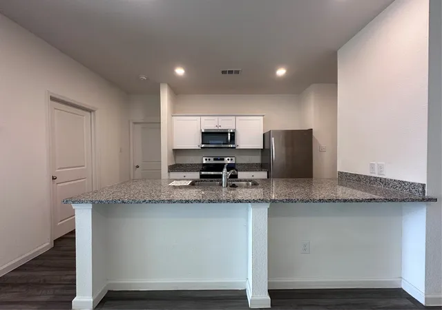 Photo 3 of Single family home for sale at 1617 Braeburn Ln, Haslet, TX 76052 | MLS# 21377495 | Listing updated on 2026-09-09