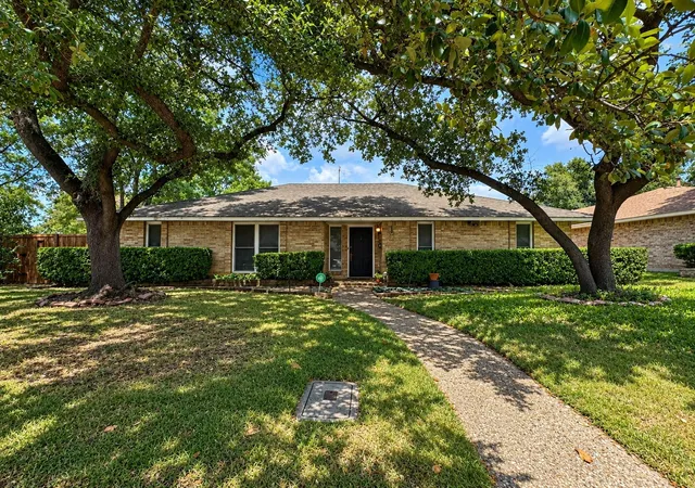 Photo 1 of Single family home for sale at 3917 High Summit Dr, Dallas, TX 75244 | MLS# 21378969 | Listing updated on 2026-09-25