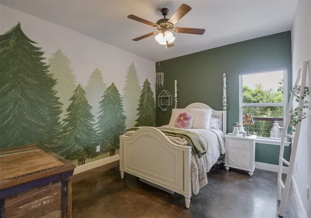 Photo 4 of Single family home for sale at 161 Laurie Ln, Waxahachie, TX 75165 | MLS# 21376397 | Listing updated on 2026-09-09
