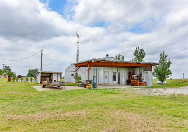 Photo 1 of Single family home for sale at 1078 R&r Ln, Muenster, TX 76252 | MLS# 21378991 | Listing updated on 2026-09-14