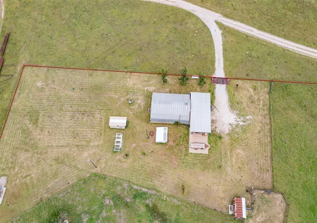 Photo 2 of Single family home for sale at 1078 R&r Ln, Muenster, TX 76252 | MLS# 21378991 | Listing updated on 2026-09-14