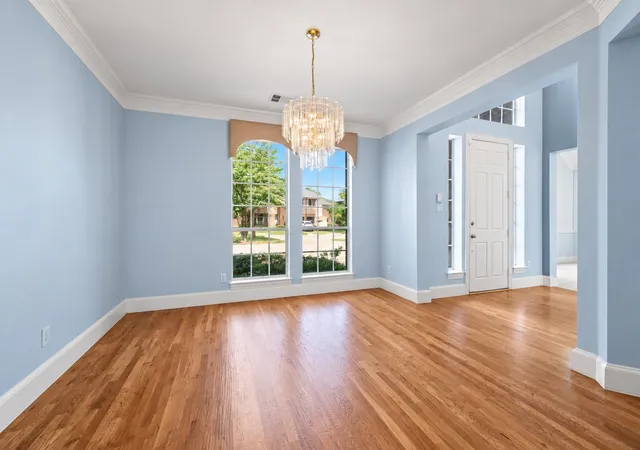 Photo 4 of Single family home for sale at 4017 Beacon St, Flower Mound, TX 75028 | MLS# 21378261 | Listing updated on 2026-09-09