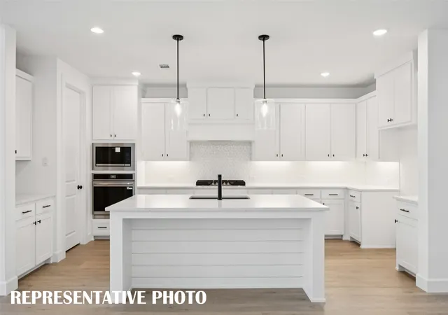 Photo 4 of Single family home for sale at 15783 Amber St, Frisco, TX 75033 | MLS# 21378834 | Listing updated on 2026-09-12
