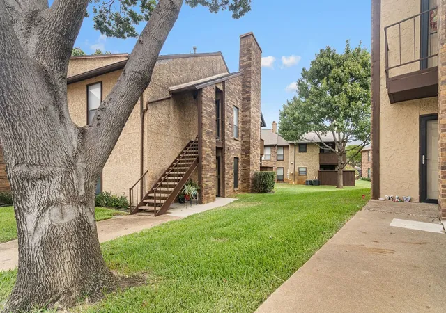Photo 3 of Condo for sale at 1201 Calico Ln #2024, Arlington, TX 76011 | MLS# 21379015 | Listing updated on 2026-09-09