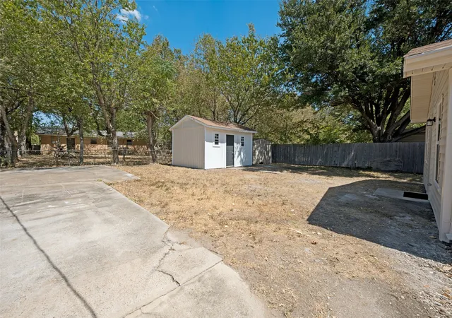 Photo 26 of Sale Pending at 5517 Cottey St, Fort Worth, TX 76119 | MLS# 21379077 | Listing updated on 2026-09-29