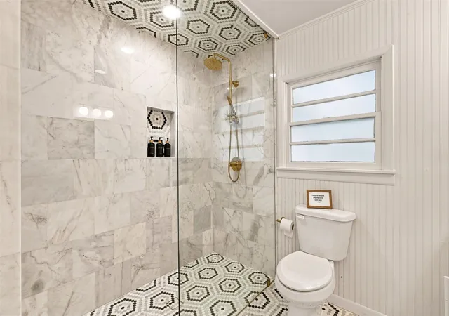 Photo 2 of Single family home for sale at 800 N Waddill St, Mc Kinney, TX 75069 | MLS# 21377874 | Listing updated on 2026-10-07