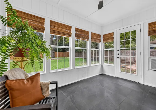 Photo 3 of Sale Pending at 3825 Weyburn Dr, Fort Worth, TX 76109 | MLS# 21377033 | Listing updated on 2026-09-14