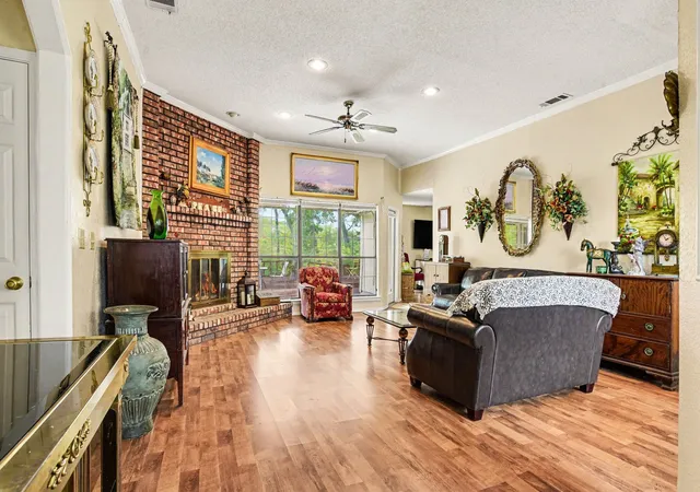 Photo 2 of Single family home for sale at 5309 Deep Cyn Dr, Garland, TX 75043 | MLS# 21371988 | Listing updated on 2026-09-19