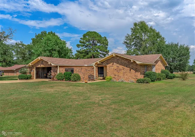 Photo 1 of Single family home for sale at 115 Lucy St, Cotton Valley, LA 71018 | MLS# 21379039 | Listing updated on 2026-09-08