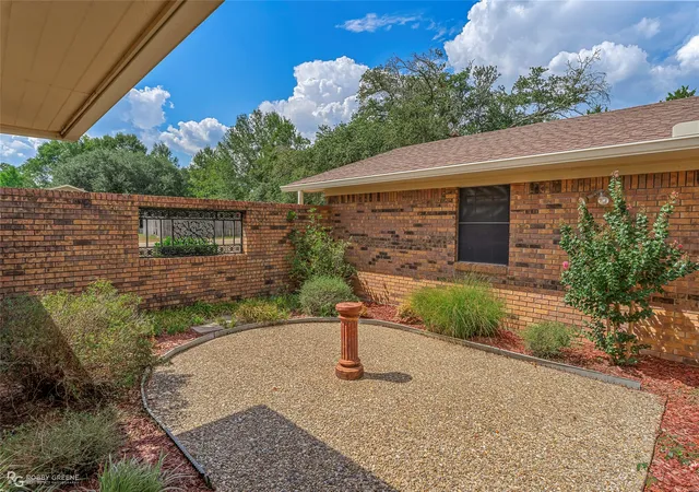 Photo 4 of Single family home for sale at 115 Lucy St, Cotton Valley, LA 71018 | MLS# 21379039 | Listing updated on 2026-09-08