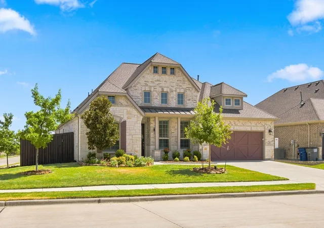 Photo 3 of Sale Pending at 1401 Benavites Dr, Little Elm, TX 75068 | MLS# 21379163 | Listing updated on 2026-10-04