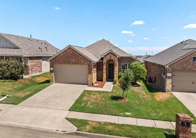 Photo 2 of Single family home for sale at 14408 Artisan Dr, Haslet, TX 76052 | MLS# 21375903 | Listing updated on 2026-09-09