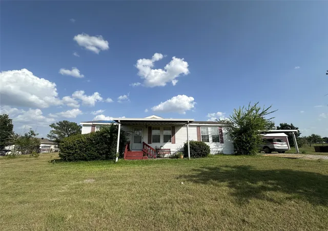 Photo 2 of Manufactured home for sale at 7099 Terry Lea Ln, Forney, TX 75126 | MLS# 21379196 | Listing updated on 2026-09-15