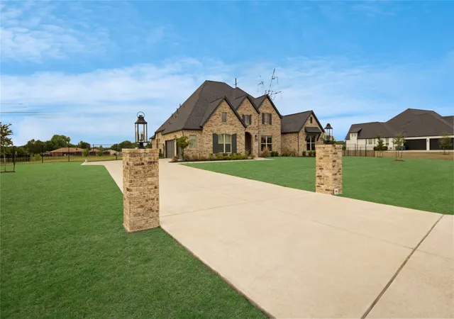 Photo 3 of Single family home for sale at 4405 Devon Dr, Allen, TX 75002 | MLS# 21378807 | Listing updated on 2026-09-13