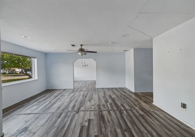 Photo 3 of Single family home for sale at 4410 Harvey Dr, Mesquite, TX 75150 | MLS# 21379129 | Listing updated on 2026-09-09