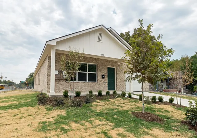 Photo 2 of Single family home for sale at 2650 Southland St, Dallas, TX 75215 | MLS# 21379242 | Listing updated on 2026-09-09