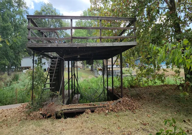 Photo 10 of Single family home for sale at 6184 Cherokee Trl, Mabank, TX 75156 | MLS# 21379248 | Listing updated on 2026-10-07