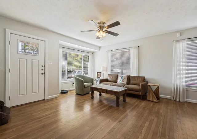 Photo 4 of Single family home for sale at 1219 Mcadams Ave, Dallas, TX 75224 | MLS# 21373786 | Listing updated on 2026-09-11