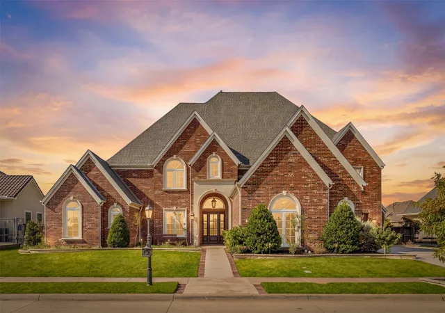 Photo 1 of Mansion for sale at 1217 Viridian Park Ln, Arlington, TX 76005 | MLS# 21379302 | Listing updated on 2026-09-20