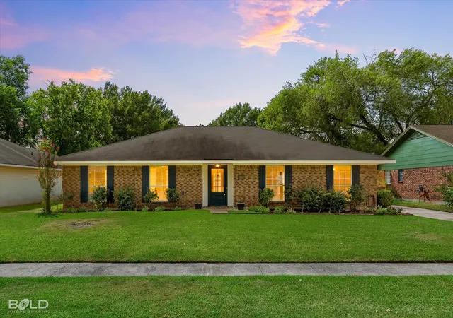 Photo 1 of Single family home for sale at 9310 Wiscassett Dr, Shreveport, LA 71115 | MLS# 21378875 | Listing updated on 2026-09-13