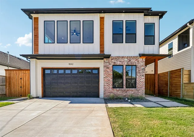 Photo 1 of Single family home for sale at 1842 Life Ave, Dallas, TX 75212 | MLS# 21369159 | Listing updated on 2026-09-27