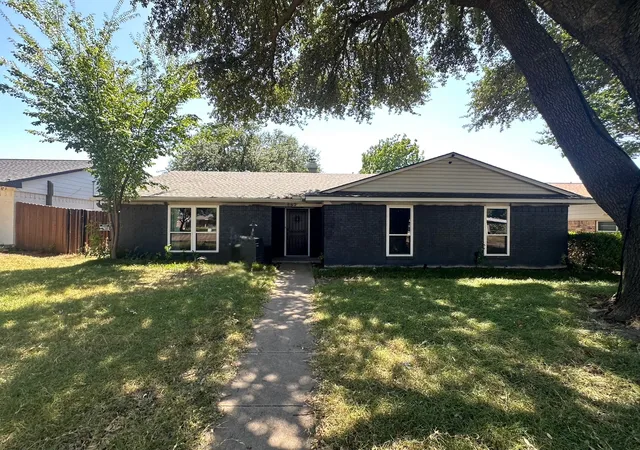 Photo 1 of Single family home for sale at 4857 Preston Trl Dr, Mesquite, TX 75150 | MLS# 21378690 | Listing updated on 2026-09-21