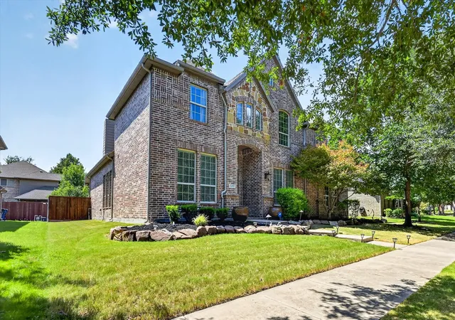 Photo 1 of Single family home for sale at 16195 Mapleshade Dr, Frisco, TX 75035 | MLS# 21377918 | Listing updated on 2026-09-13