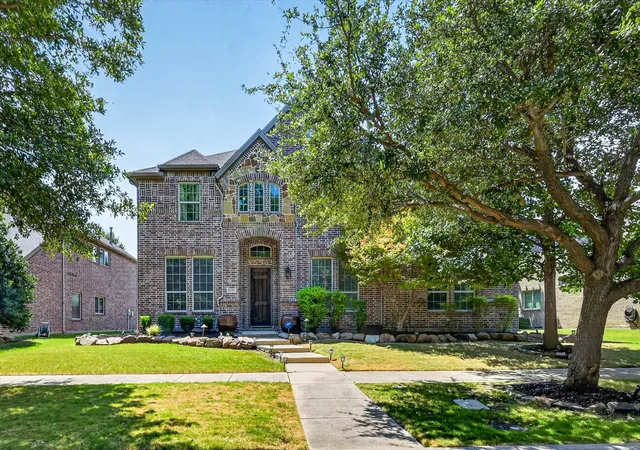 Photo 2 of Single family home for sale at 16195 Mapleshade Dr, Frisco, TX 75035 | MLS# 21377918 | Listing updated on 2026-09-13