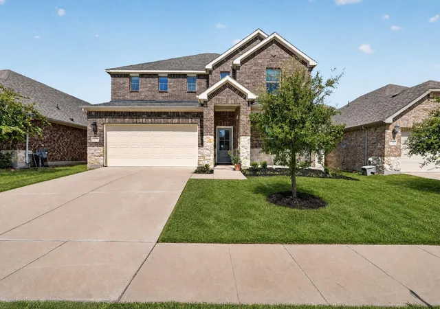 Photo 2 of Single family home for sale at 617 Fletcher Dr, Rockwall, TX 75087 | MLS# 21379420 | Listing updated on 2026-09-13