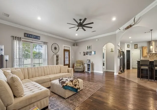 Photo 2 of Single family home for sale at 505 Vz Cr 2701, Mabank, TX 75147 | MLS# 21379429 | Listing updated on 2026-09-15