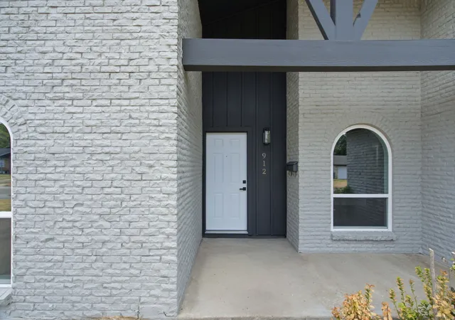 Photo 3 of Single family home for sale at 912 Kelley Dr, Fort Worth, TX 76140 | MLS# 21379443 | Listing updated on 2026-09-12